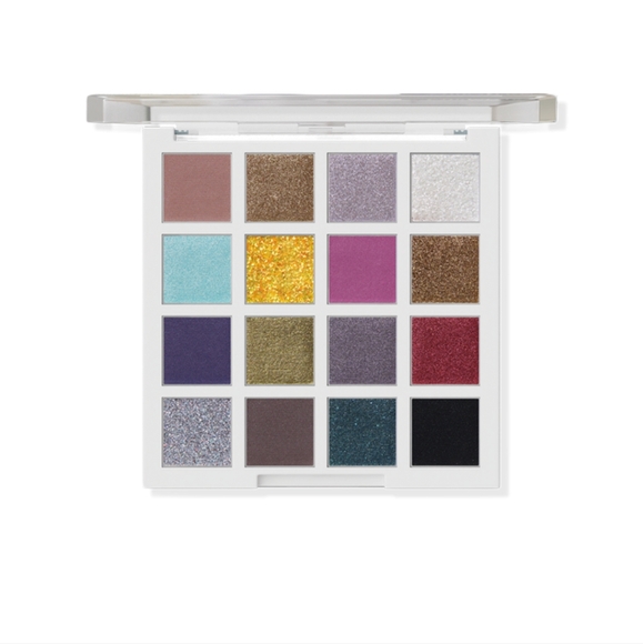 Nightmare Before Christmas Eye & Face Palette ✨✨ 🆕 Wet N Wild - Picture 4 of 5